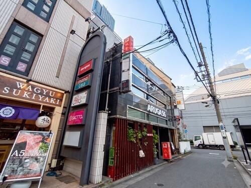 【港区・六本木駅徒歩1分】都営大江戸線　飲食店可！角部屋・最上階・1フロア1テナント★居抜き物件　24時間利用可◎11坪